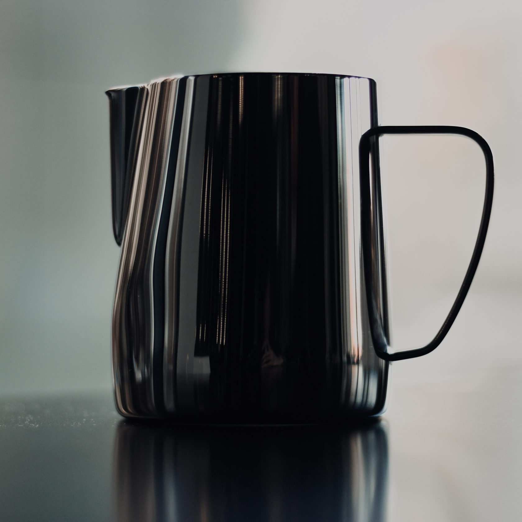 Питчер черный глянец 600 ml